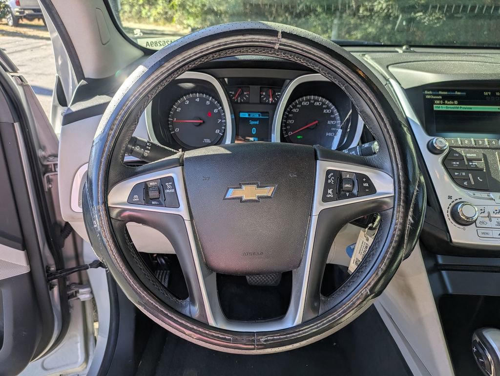 Used 2015 Chevrolet Equinox LT w/ Driver Convenience Package image 18