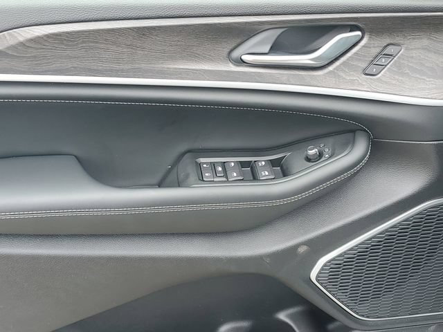 New 2026 Jeep Grand Cherokee Limited AWD/4WD image 16