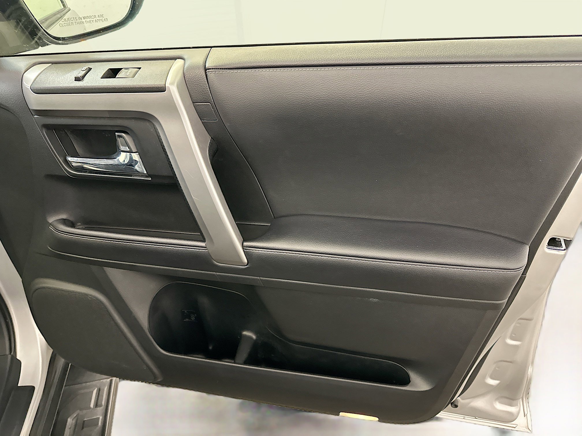 Used 2024 Toyota 4Runner SR5 Premium image 33