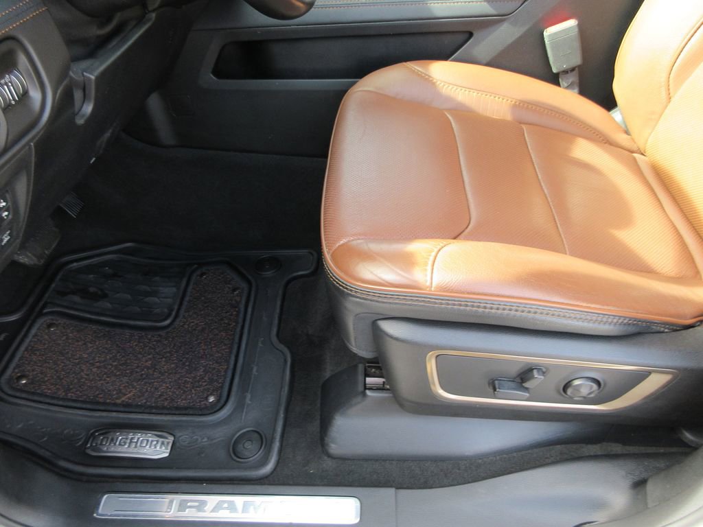 Used 2020 RAM 1500 Limited image 27