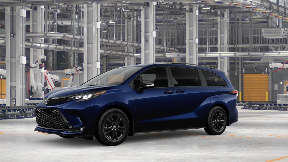 New 2026 Toyota Sienna XSE AWD/4WD image 2