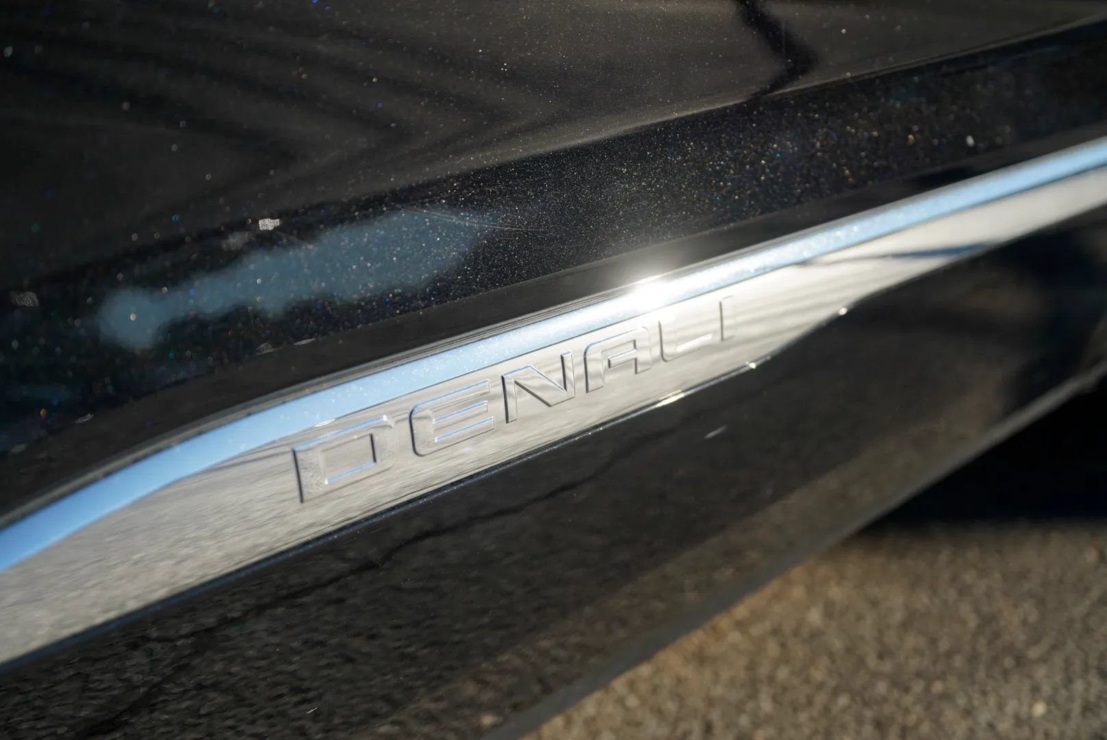 Used 2019 GMC Acadia Denali FWD image 11
