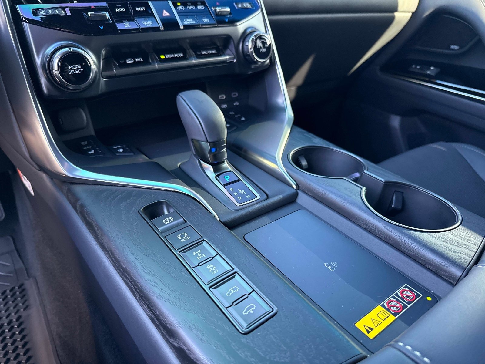 Certified 2025 Lexus LX 700h Overtrail image 29