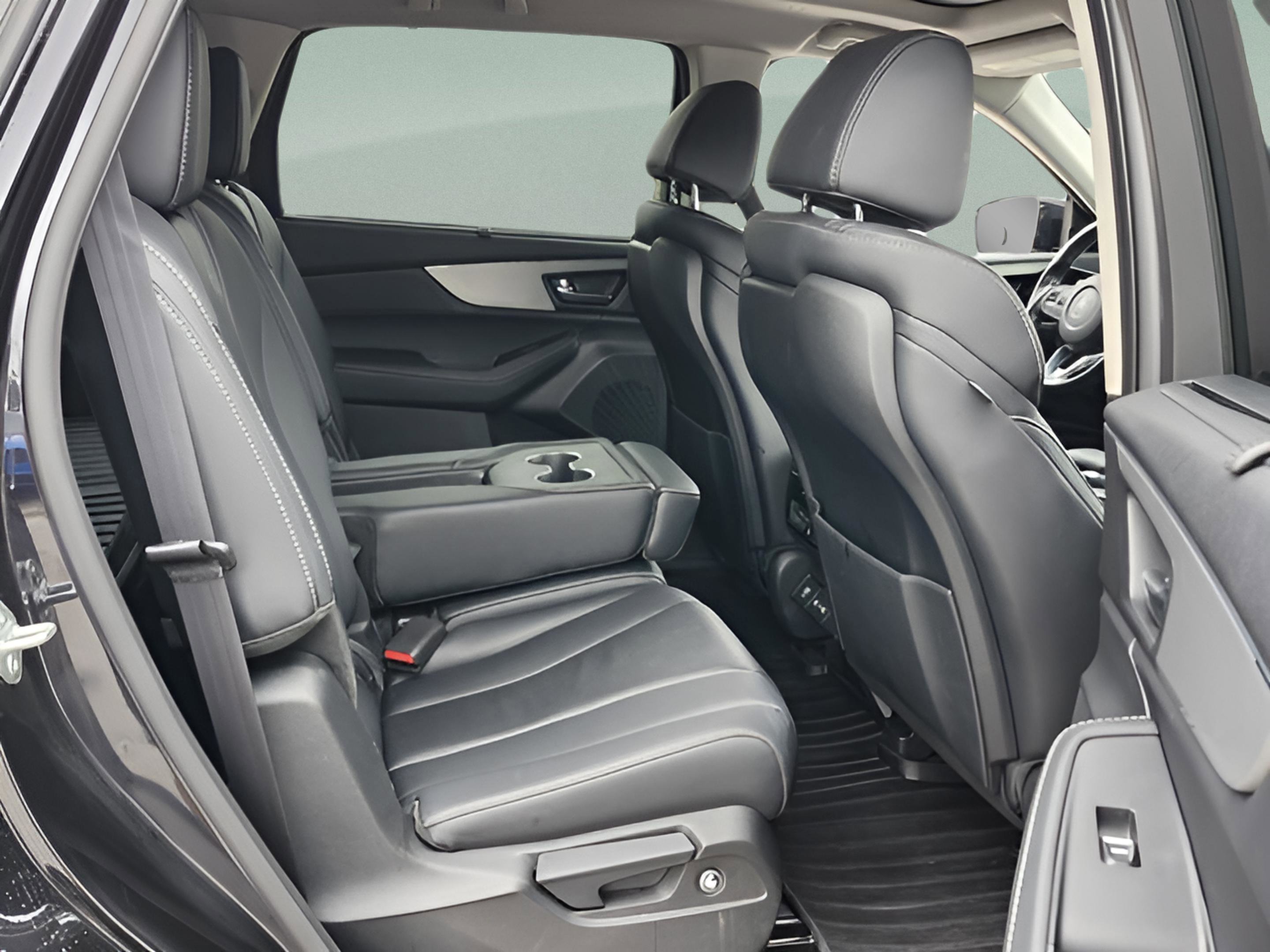 Certified 2023 Acura MDX SH-AWD w/ Technology Package image 15