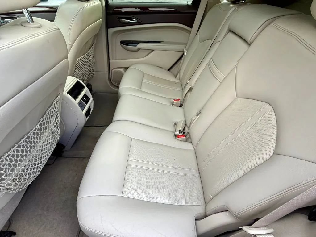 Used 2013 Cadillac SRX Luxury w/ Driver Awareness Package AWD/4WD image 14