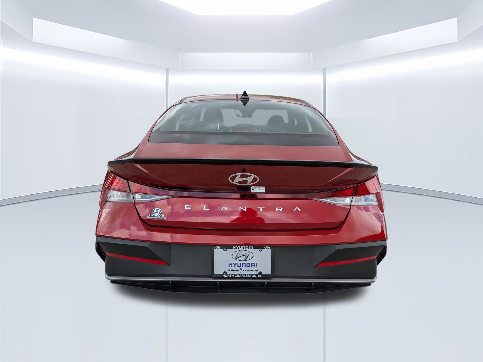 Certified 2025 Hyundai Elantra Sport FWD image 5