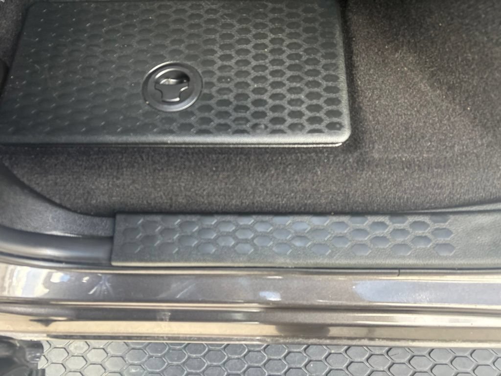 Used 2018 RAM 3500 SLT w/ Protection Group AWD/4WD image 27