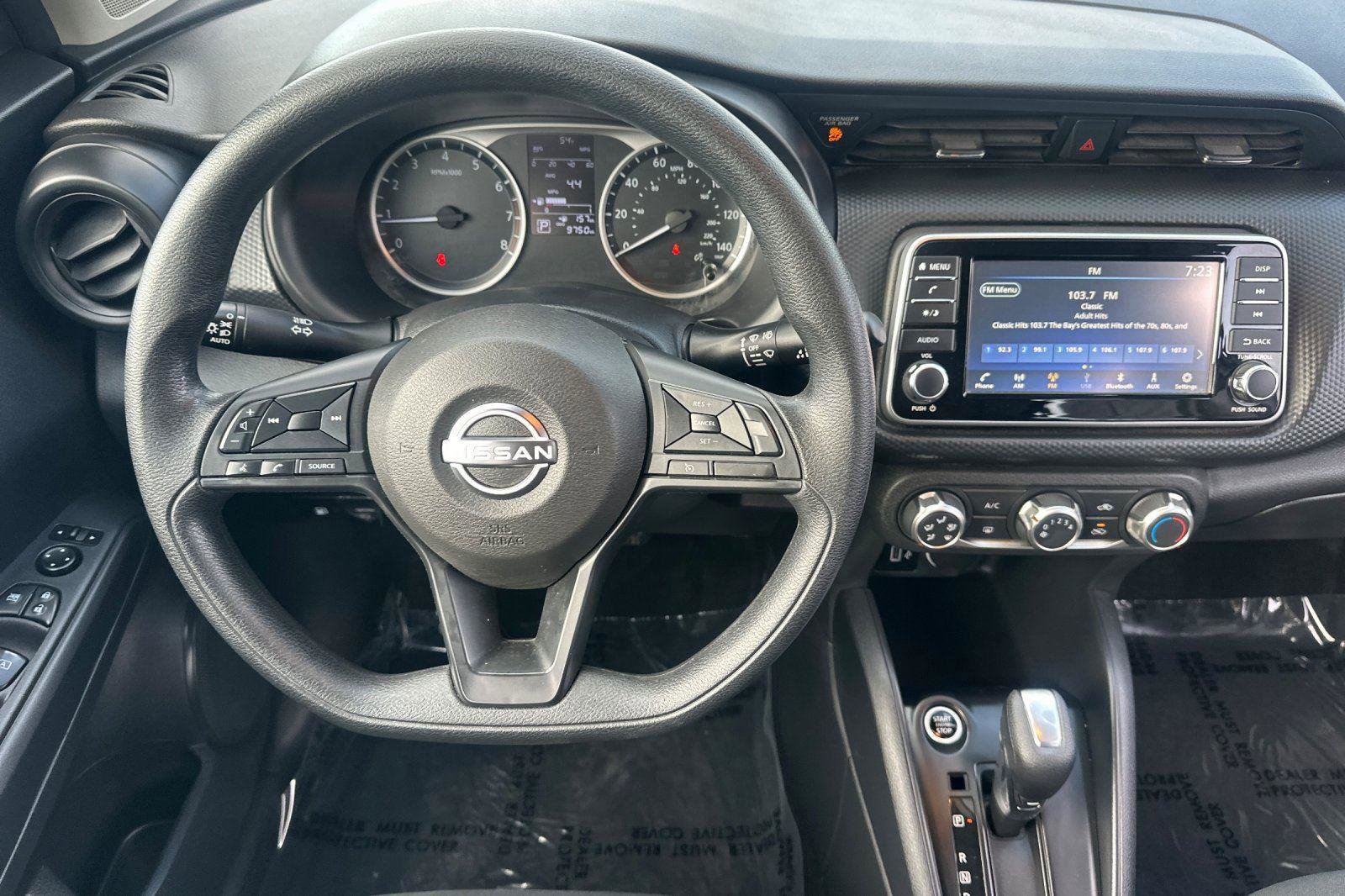 Used 2024 Nissan Kicks S image 13