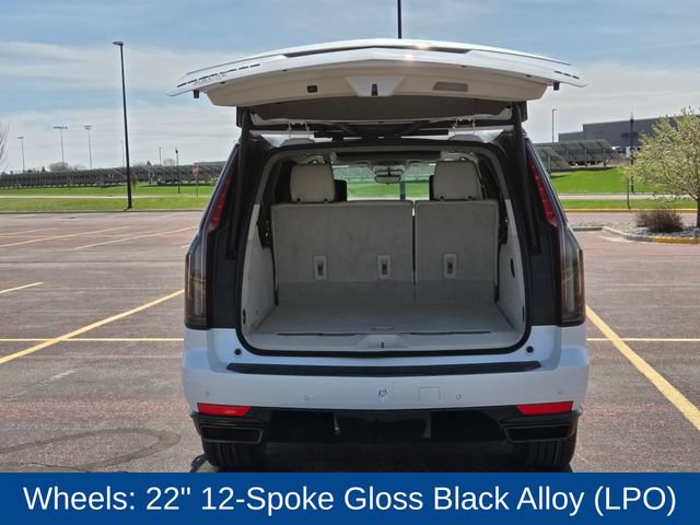 Used 2023 Cadillac Escalade ESV Sport Platinum w/ LPO, ONYX Package AWD/4WD image 71