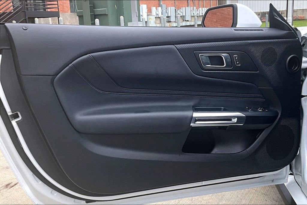 Used 2025 Ford Mustang GT Premium RWD image 23