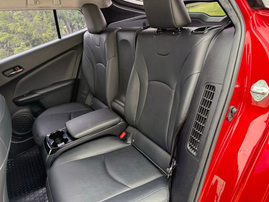 Used 2017 Toyota Prius Prime Advanced FWD image 21
