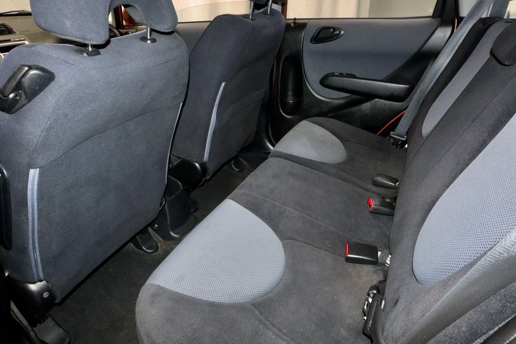 Used 2008 Honda Fit Sport image 18