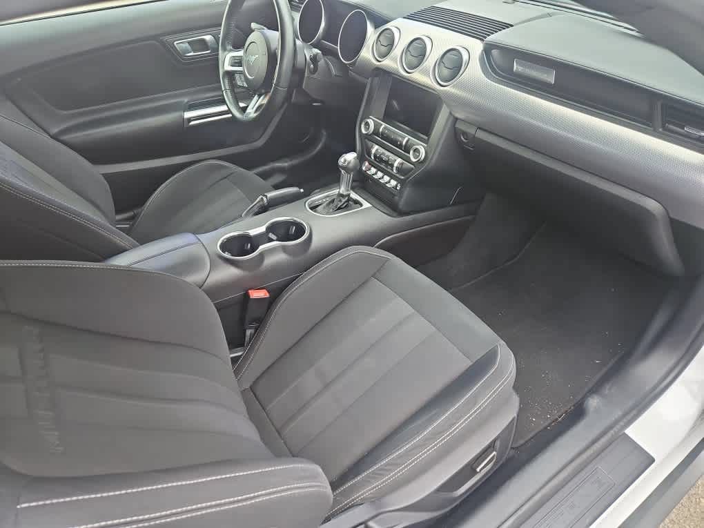 Used 2019 Ford Mustang Coupe w/ Equipment Group 101A RWD image 13