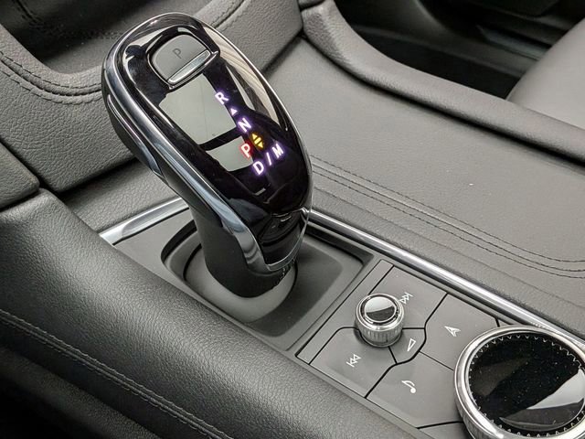 New 2026 Cadillac XT5 Sportv w/ LPO, Floor Liner Package image 17