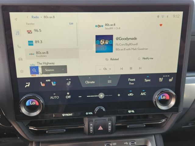 Used 2024 Lexus GX 550 550 Luxury w/ Accessory Package (Z1) image 16