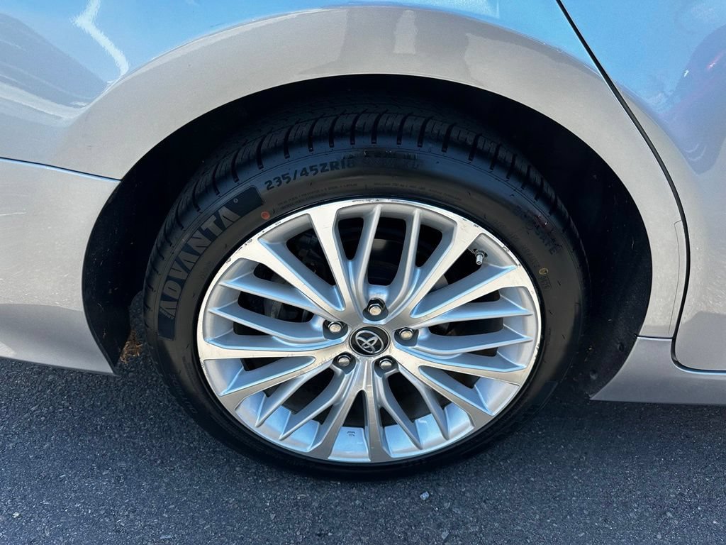 Used 2019 Toyota Camry XLE w/ Driver Assist Package FWD image 12