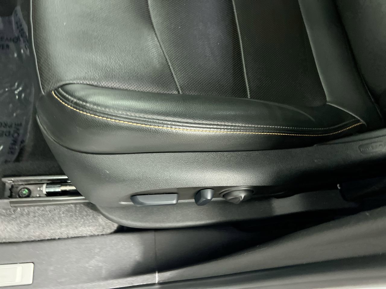 Used 2022 Chevrolet Equinox Premier AWD/4WD image 13