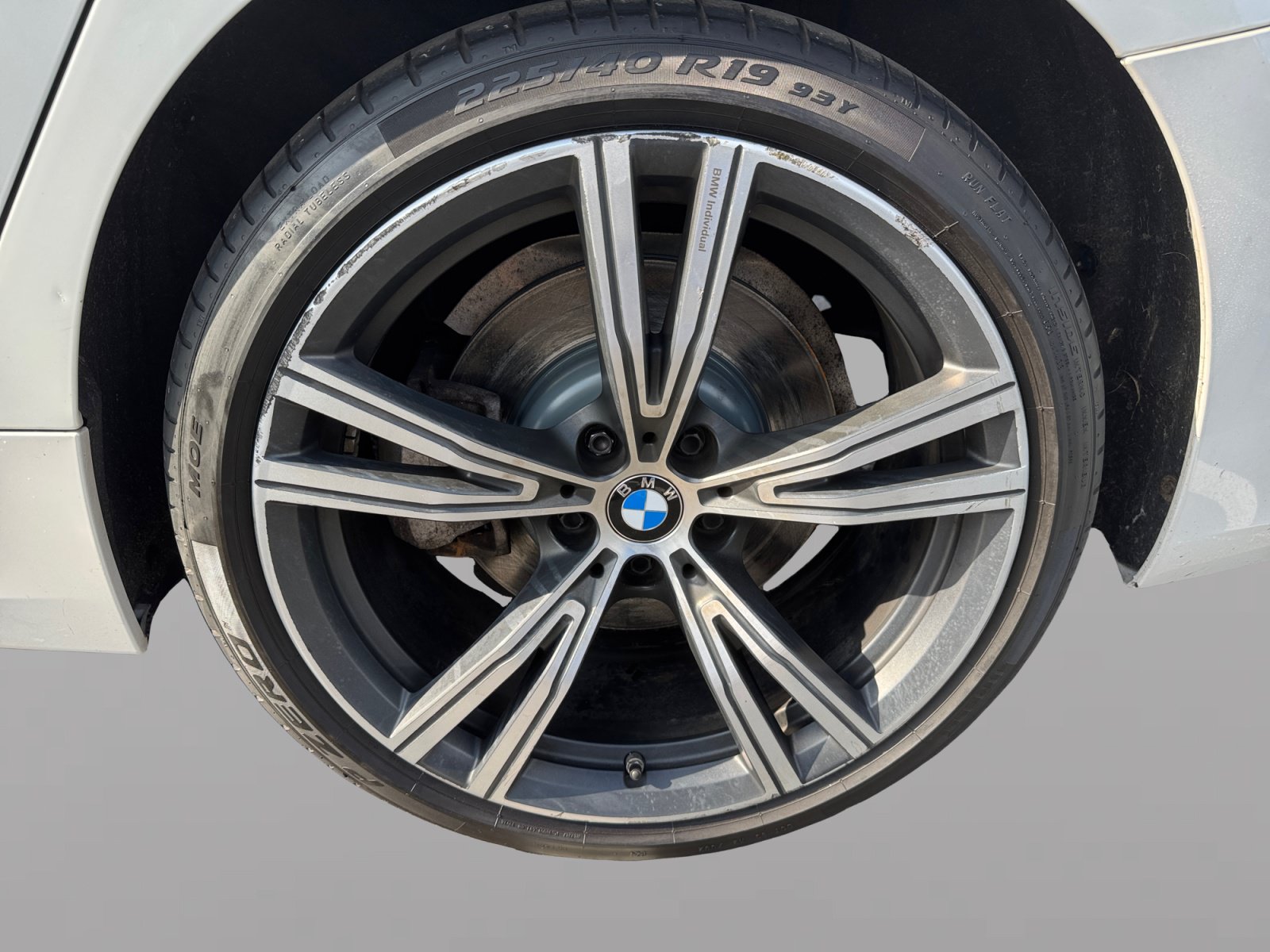 Used 2021 BMW 330i xDrive Sedan w/ Premium Package AWD/4WD image 15