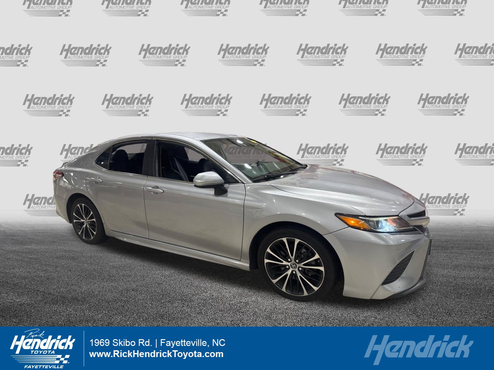 Used 2019 Toyota Camry SE