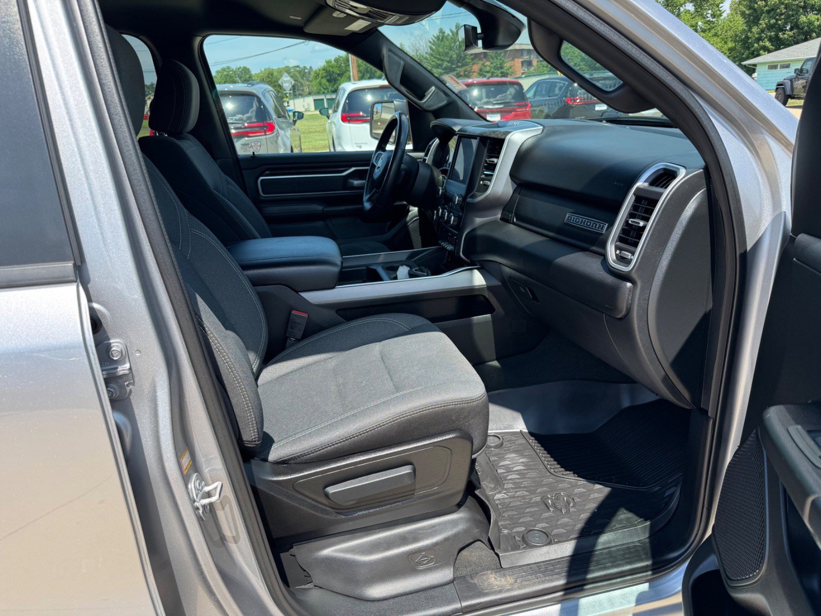 Used 2022 RAM 1500 Big Horn AWD/4WD image 27