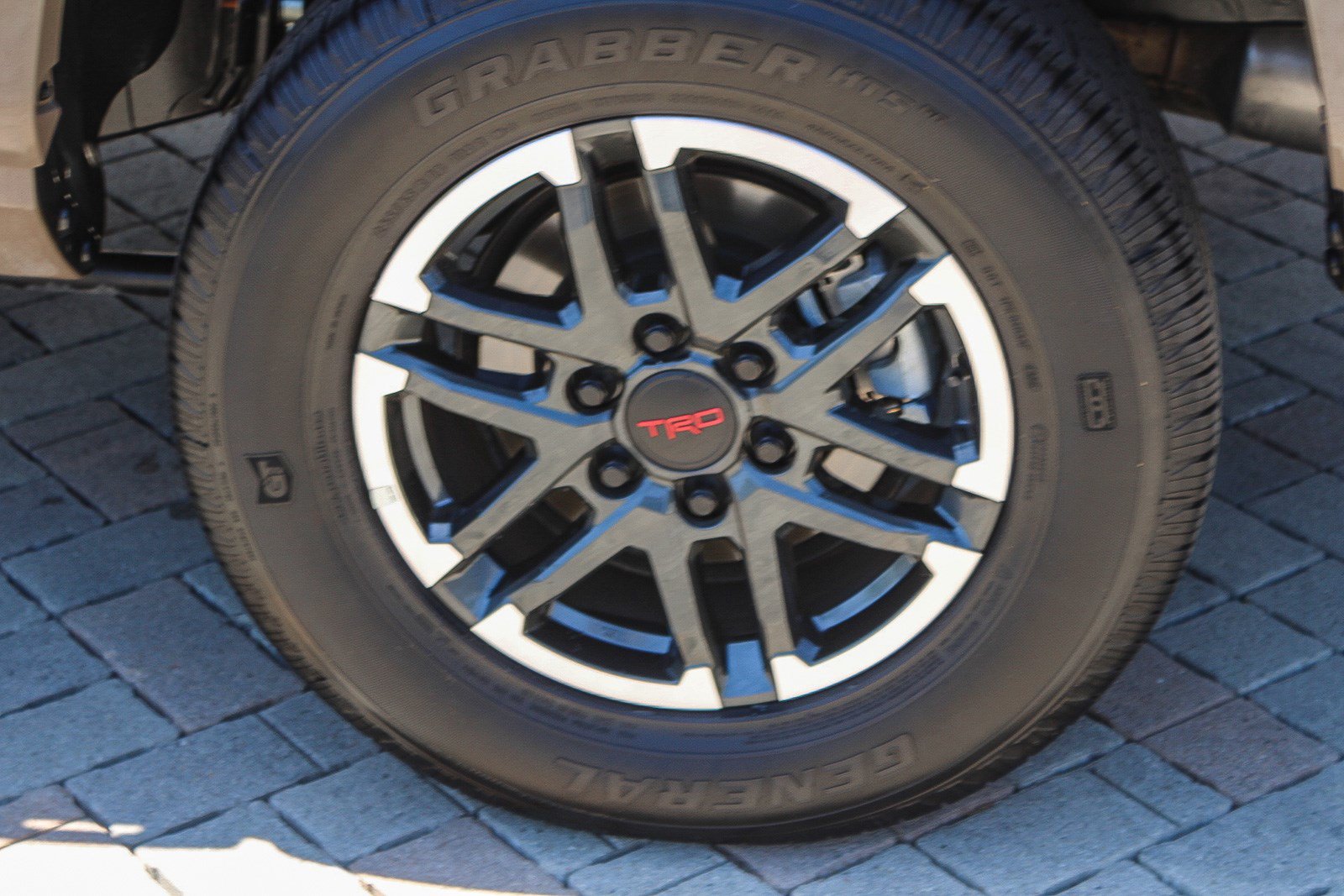 Certified 2026 Toyota Tacoma TRD Sport AWD/4WD image 12