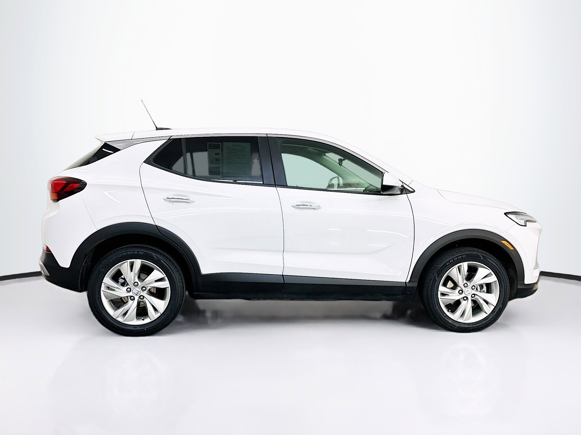 Used 2025 Buick Encore GX Preferred image 10