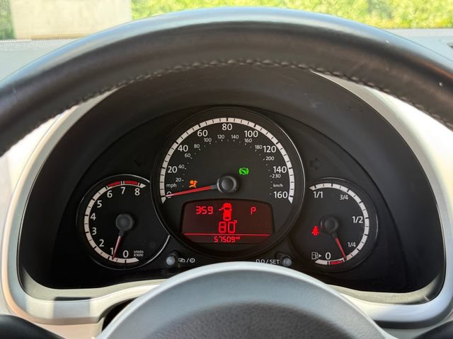 Used 2013 Volkswagen Beetle 2.5 FWD image 16