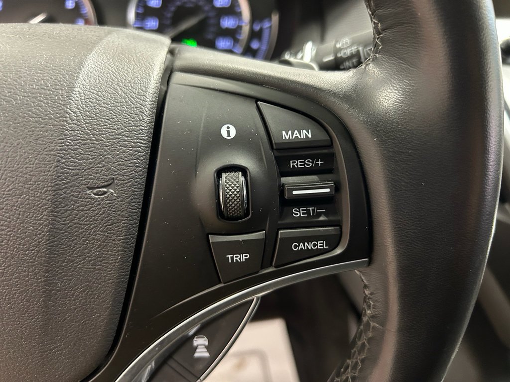 Used 2020 Acura MDX SH-AWD image 13