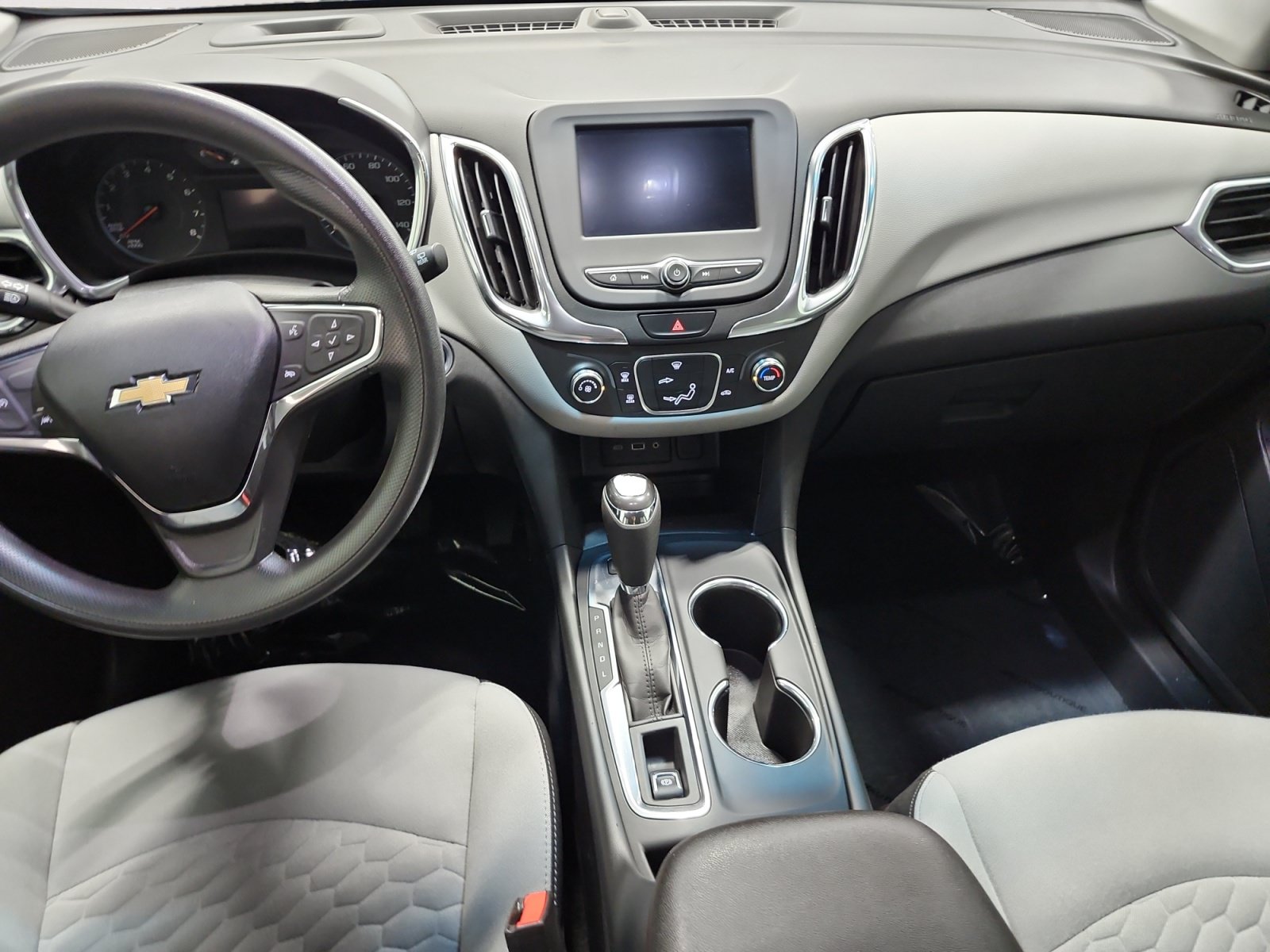 Used 2020 Chevrolet Equinox LS AWD/4WD image 11