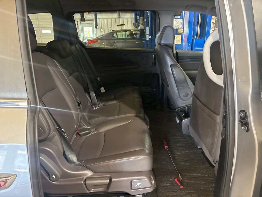 Used 2022 Honda Odyssey EX-L image 3