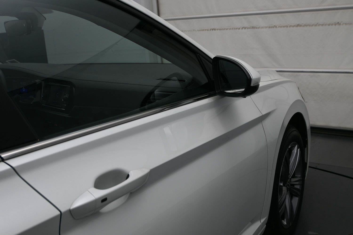 Used 2023 Volkswagen Jetta SE w/ Panoramic Sunroof Package FWD image 14