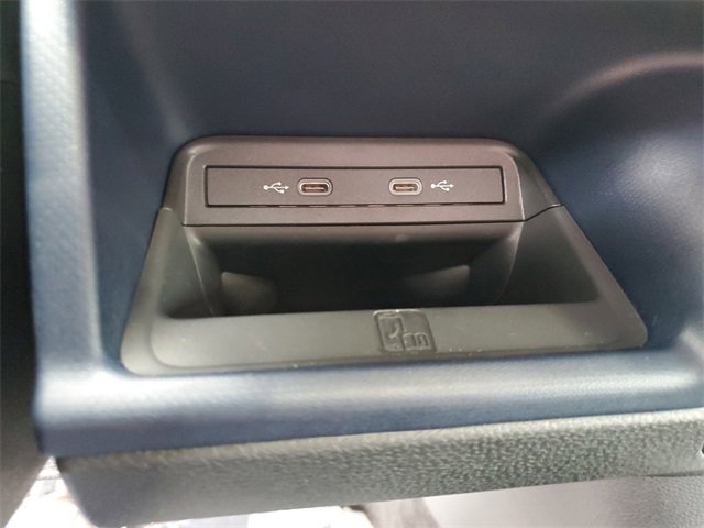 New 2025 Volkswagen ID. Buzz Pro S image 26