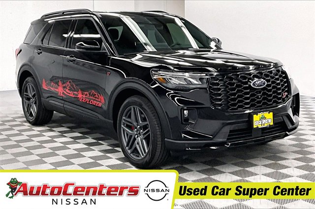 Used 2025 Ford Explorer ST