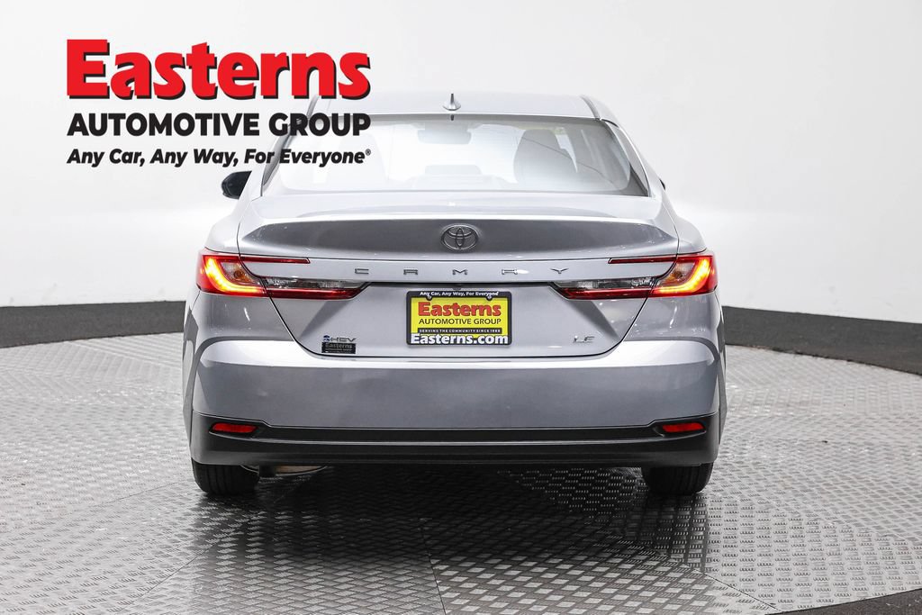 Used 2025 Toyota Camry LE w/ Convenience Package FWD image 6