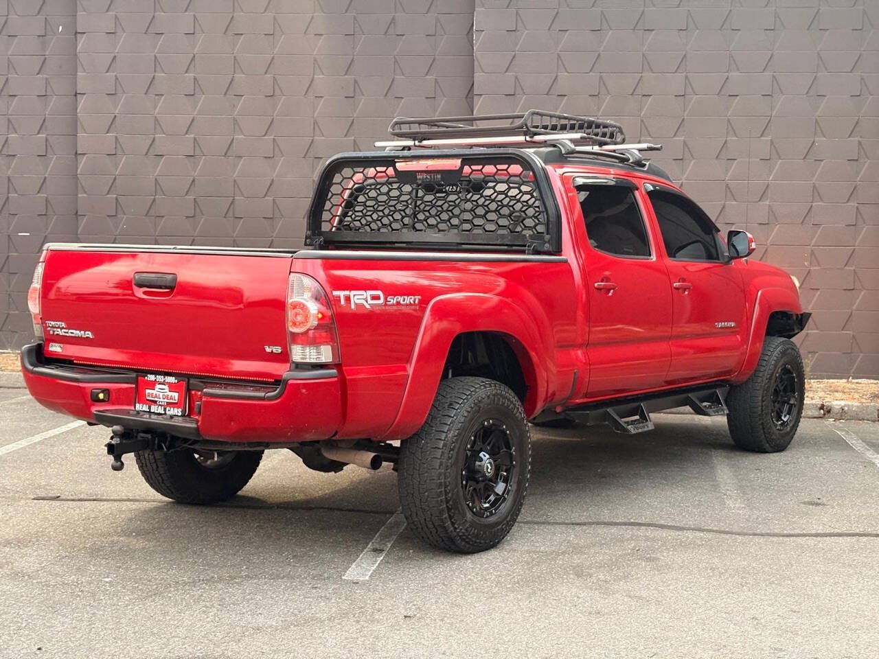Used 2015 Toyota Tacoma 4x4 Double Cab w/ TRD Sport Package image 5