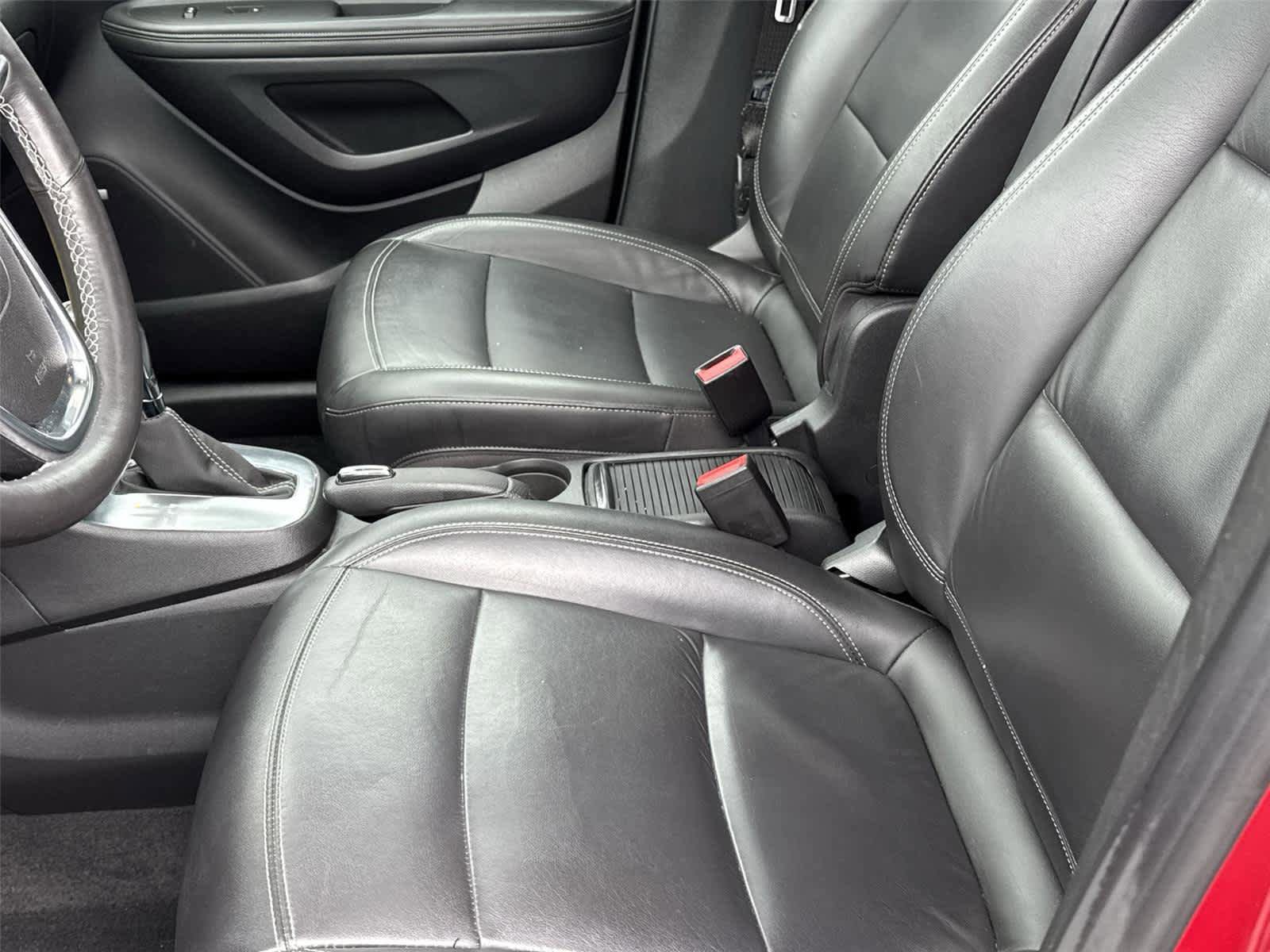 Used 2015 Buick Encore Premium w/ Experience Buick Package image 12