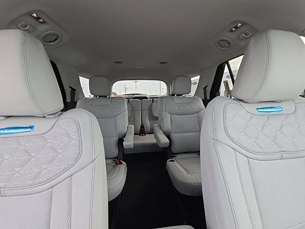 New 2026 Ford Explorer Platinum w/ LUX Leather Package AWD/4WD image 45