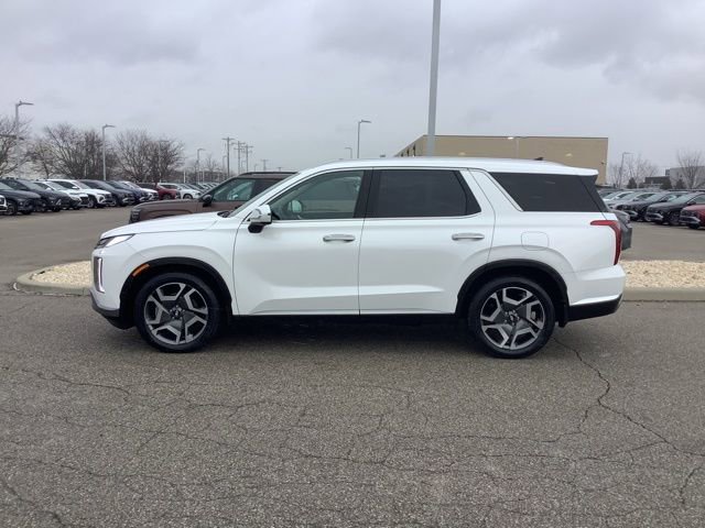 Used 2023 Hyundai Palisade Limited AWD/4WD image 9