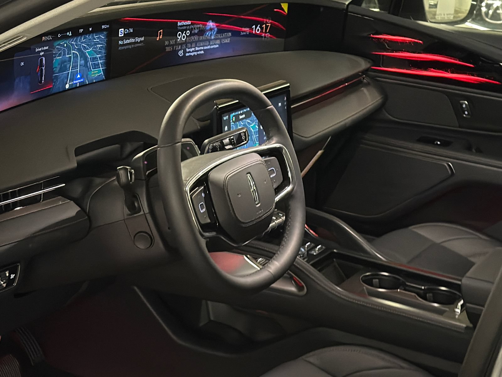 New 2026 Lincoln Nautilus Premier AWD/4WD image 13