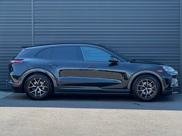 New 2026 Porsche Cayenne Electric AWD/4WD image 8