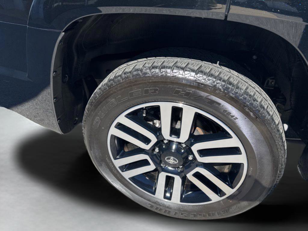 Used 2024 Toyota 4Runner Limited image 25