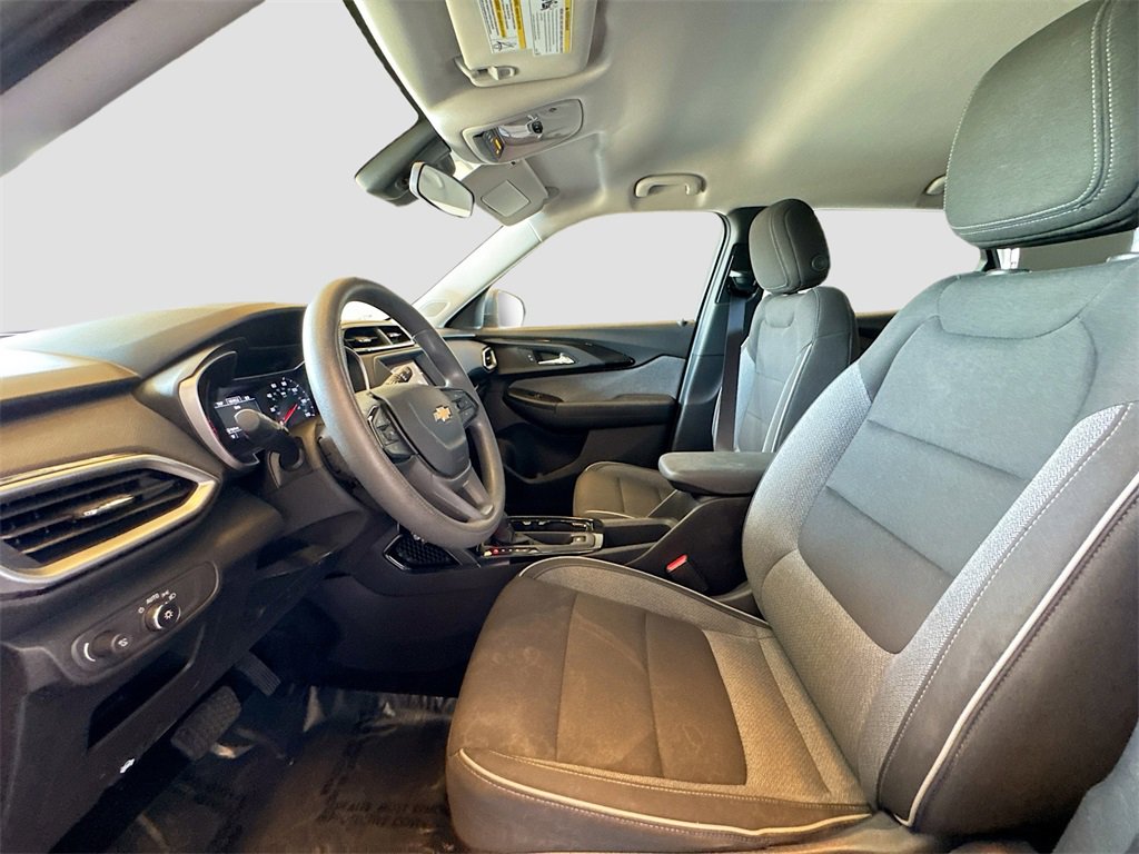Used 2021 Chevrolet TrailBlazer LS image 19