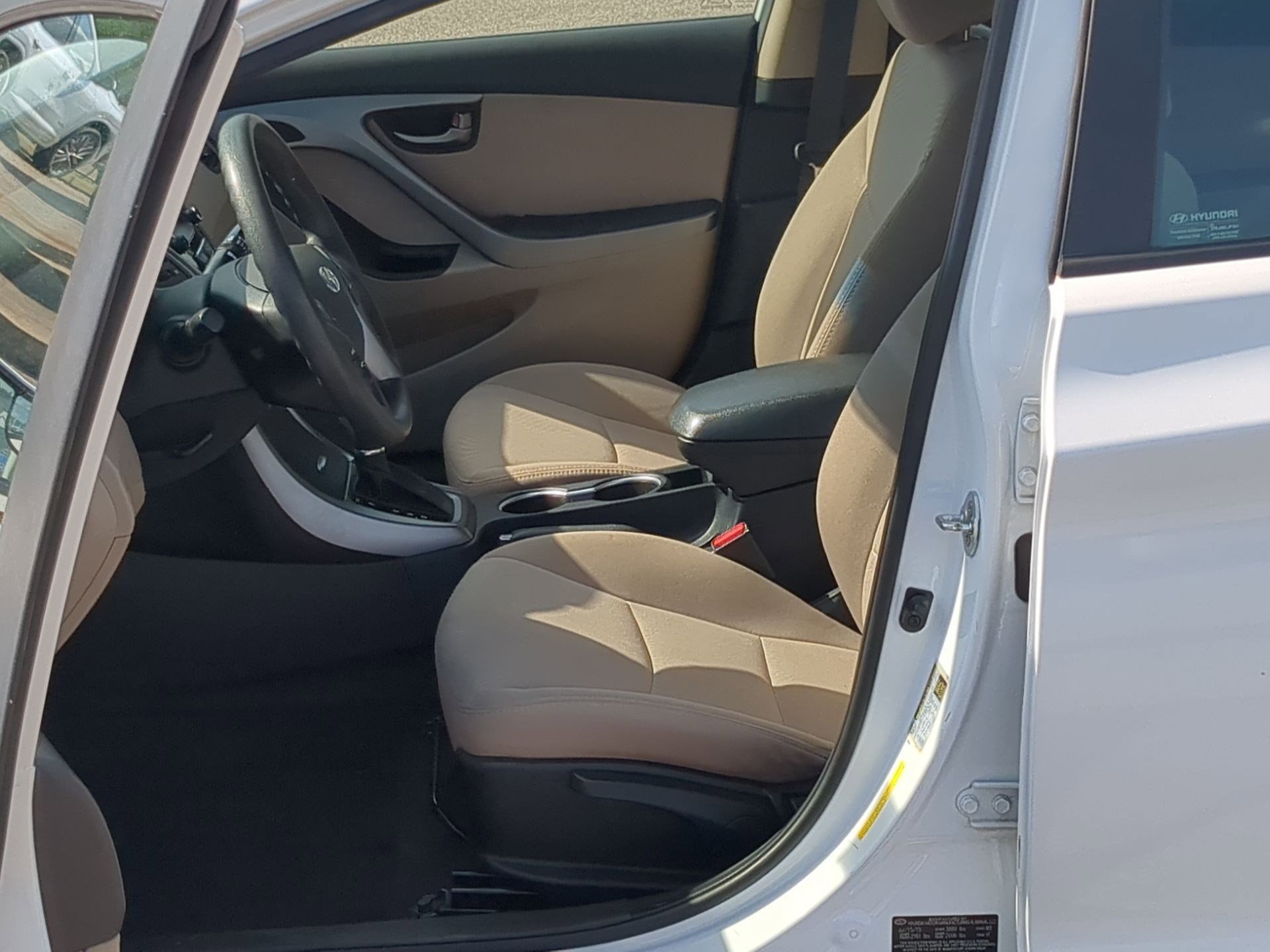 Used 2016 Hyundai Elantra SE w/ Option Group 02 FWD image 11