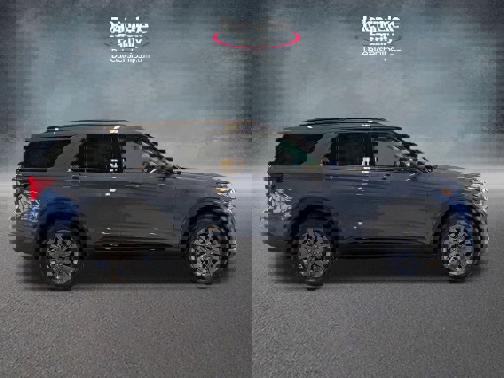 New 2026 Ford Explorer Active w/ Active Comfort Package image 4