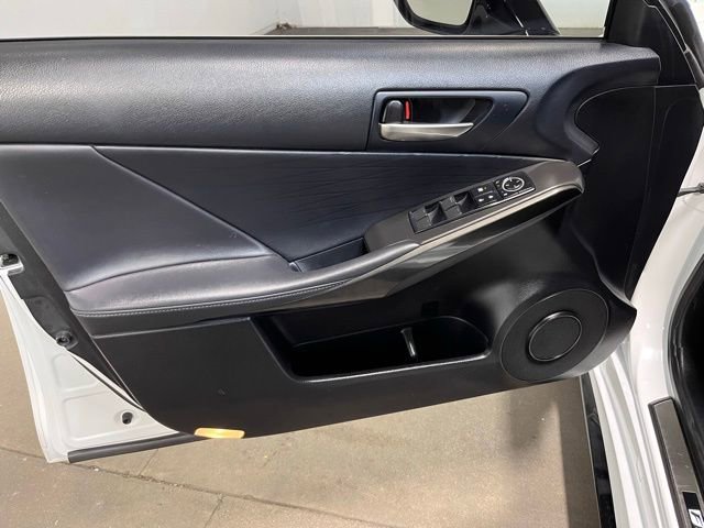 Used 2022 Lexus IS 350 F Sport image 20