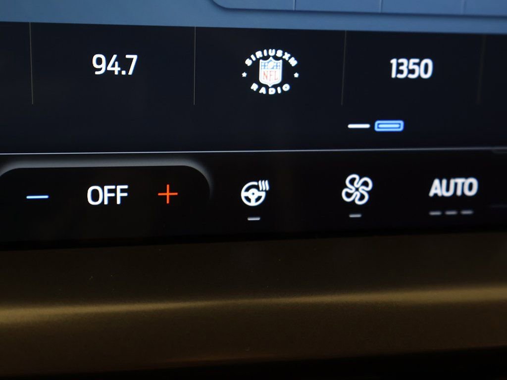 Used 2023 Ford Escape SE w/ Class II Trailer Tow Package image 50