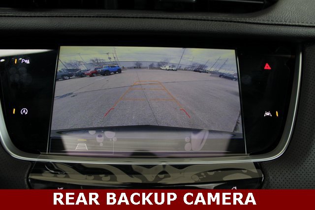 New 2025 Cadillac XT6 Luxury image 16