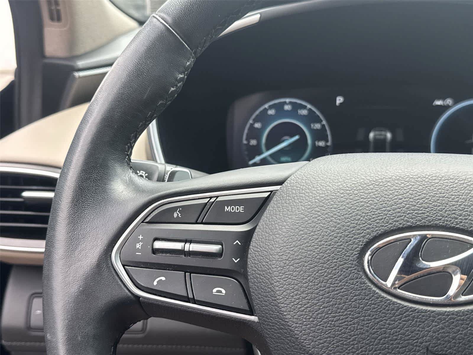 Used 2023 Hyundai Santa Fe Limited AWD/4WD image 18