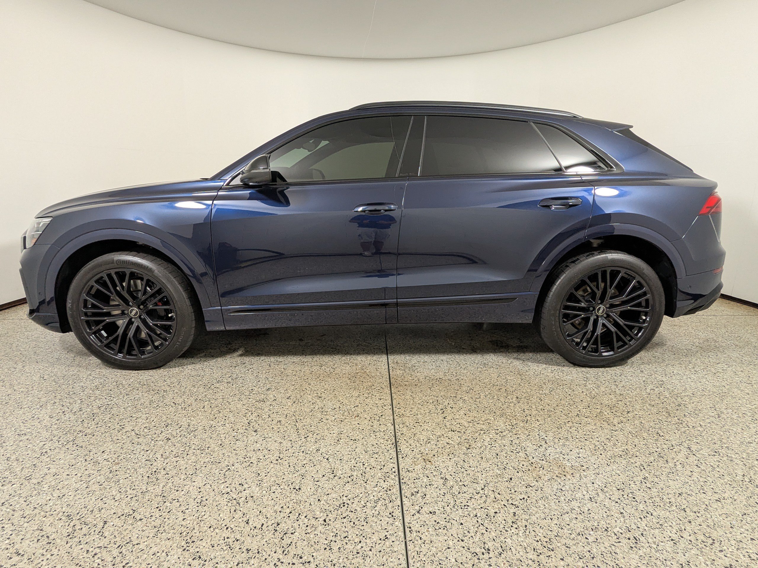 Used 2024 Audi SQ8 Premium Plus AWD/4WD image 4