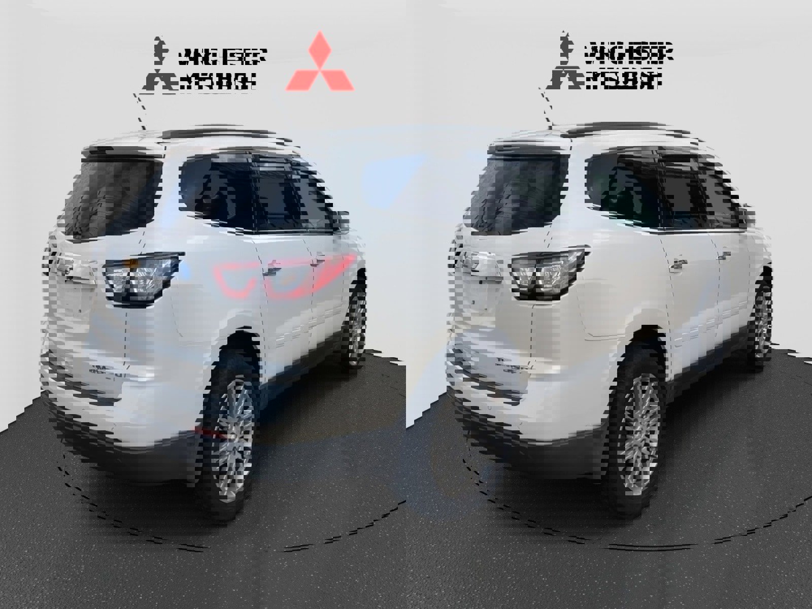 Used 2015 Chevrolet Traverse LT w/ Style and Technology Package image 4